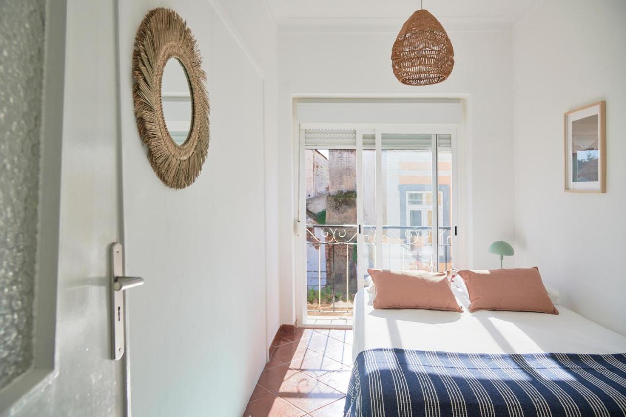 Central & Sunny 2Br Apt Near Beach, By Timecooler เซตุบาล ภายนอก รูปภาพ
